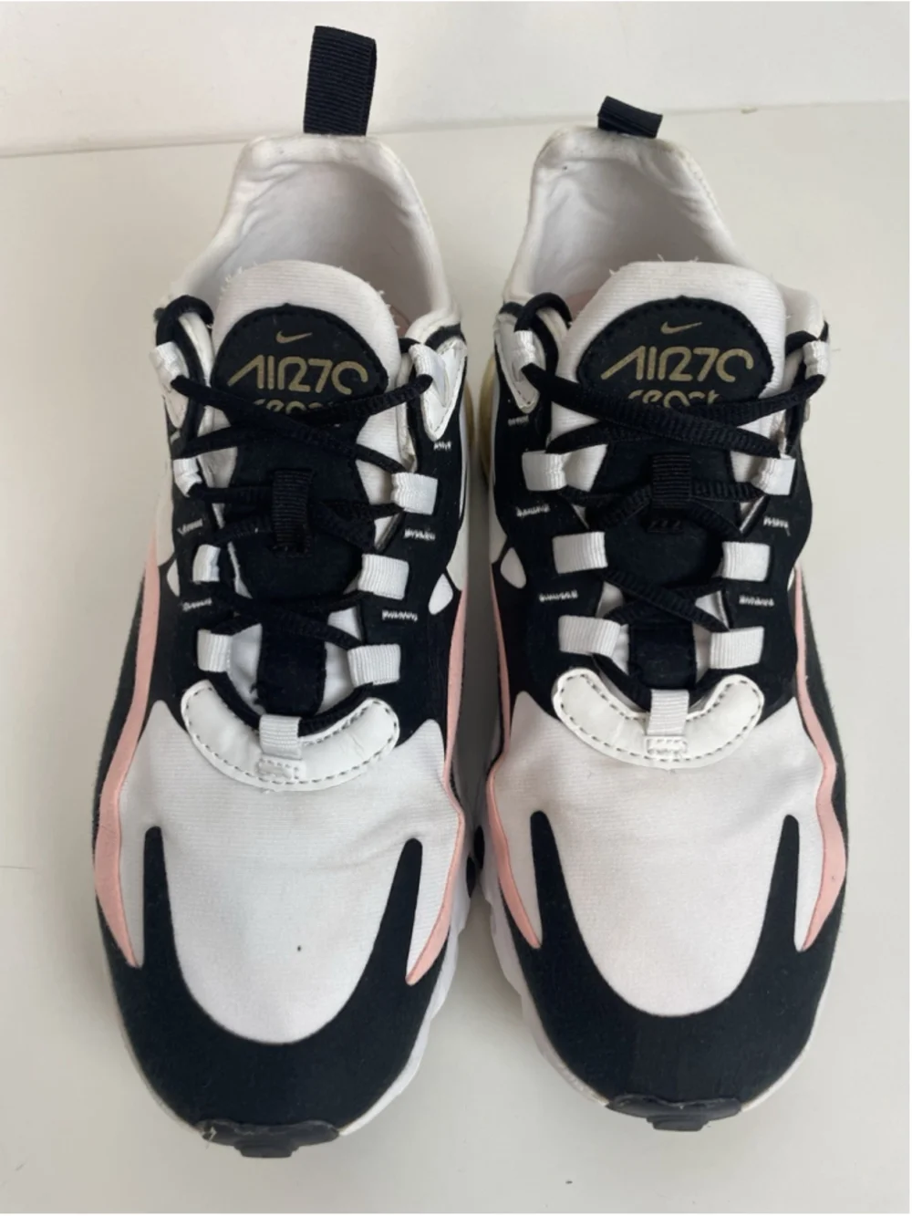 Nike Air Max 270 React Sneakers Women’s Size 7 Bleached Coral Black White